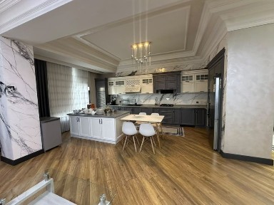 Аренда YAKKASAROY 140 M2 Kvartira