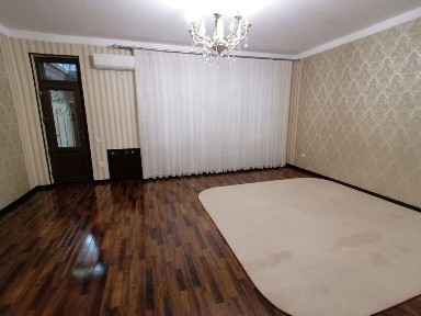 Трехуровневый таунхаус в долгосрочную аренду, Циолковского