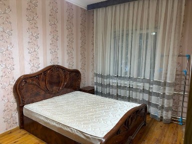 Сдается в аренду 3 комнатная квартира Алайский рынок