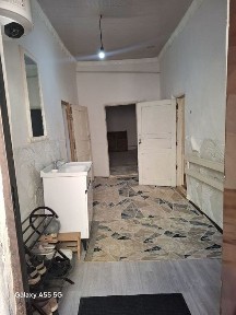 Жер жай Тахиятас
