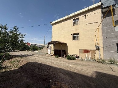 Турар жой сотилади