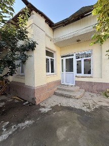 Yakkasaroy Salamatina Hovli