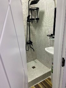 Ш. Pуставели 1/4/5 аренда квартиры в центре Магазин Океан порядочным