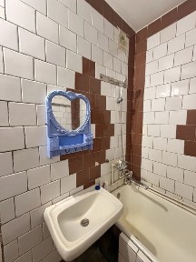 Piyatida, uy ijaraga qoʻyiladi, faqat OILAGA!