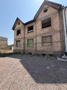 Дурмень, Кибрайский район продается дом каробка 3-сотки