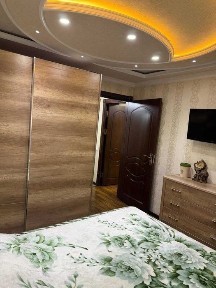 4х комнатная квартира на Максим Горького. м БИЙ. Кирпичный дом