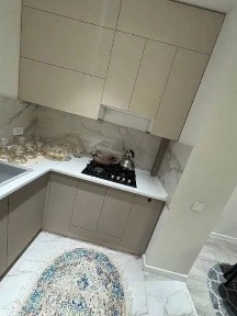 Срочно! Квартира 70м2 в Центре на Ц-4! 3/1/4