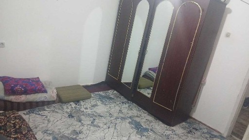 Продаю свою 2х-комнатный квартира общижит 50-дом 2-этаж торг есть