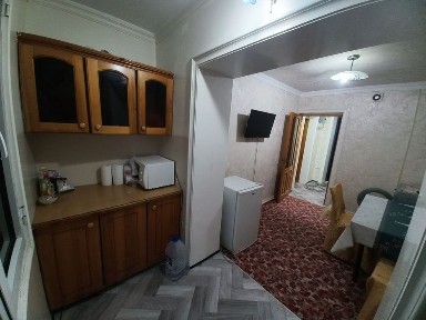 Арендага 1 хона 2 этаж Азиз бозор олдида. Агентство