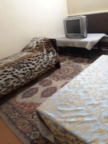 Сдаётся 3 комнатная квартира. Махаля йик ота, до куйлюка 10 мин.