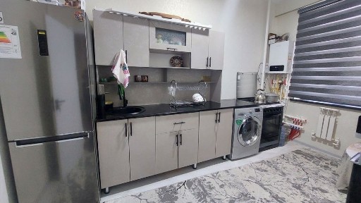 Срочно сдаётся квартира яккасарайский район қушбеги қалдирғоч кафе