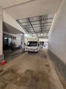 Продается. Производственная база. Назарбек - 20 соток. YU