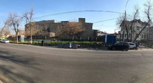 Срочно продается земельный участок под коммерческой недвижимости