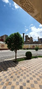 Mexmonxona sotiladi (registon)