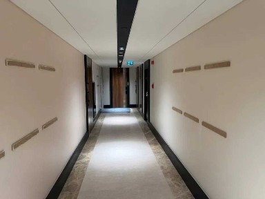 Срочно продаётся в PIRAMIT TOWER 52,6 кв. м коробка на 45- этаже.