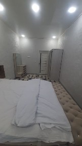 Eski sum yonida 8etajli domni 6 chi etaji hamma jihozlari bor