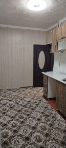 Продаётся 2 -ух комнатная квартира в Чирчике
