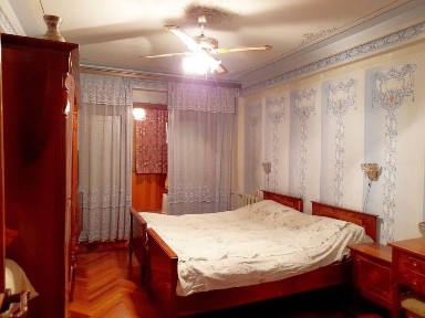 Квартира продается 4х комнатная Максим Горький