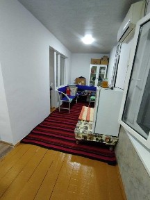 Guliston shahar 4-mavze da kvartira sotiladi l