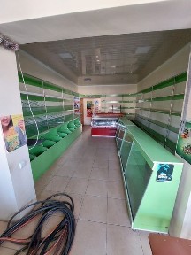 Продаётся нежилое помещение под магазин