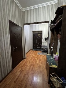 Чиланзар-1 | Сталинка 52м² | С мебелью | Кирпичный дом