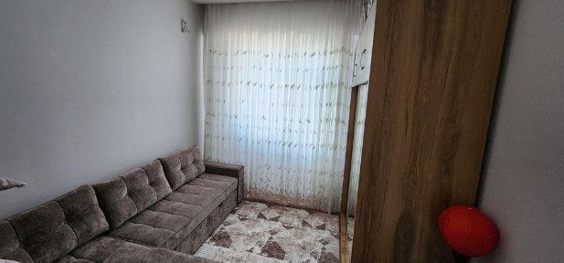 Asalomalekum kvartira sotiladi hasanboy postan kirganda 300metr