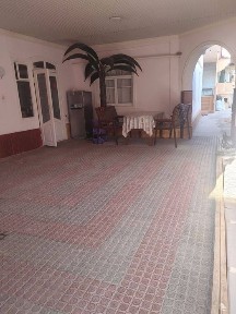 Срочно продается дом в центре янгибазара 6 сотох 10 комнат