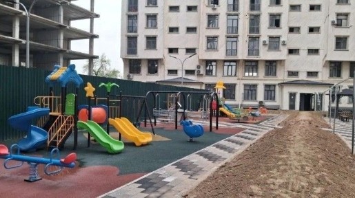 Продается 2-комнатная квартира 83 м2 на Юнусабаде, ЖК Cinobod, новостр