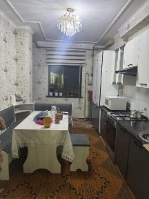 2 hona yangi bozor turetiski dom birinchi etaj vanna 2 ta jihozlari q
