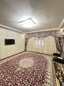 Арендага АЛГАРЕТМ 31 квартал 3хона 1етаж Оилага 2та мошина жойи бор