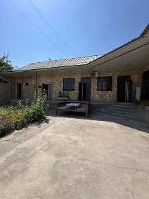 Tayyor uy sotiladi Sirdaryo tuman M34 yo'l yoqasida