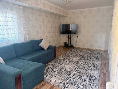 Сдаётся 3-комнатная квартира на Ц-4, 92 м², рядом школа №5