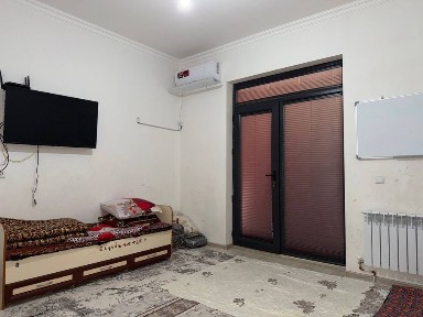 Yangi darxondan 2 xonali uy ijaraga beriladi faqat olilaga Xamm