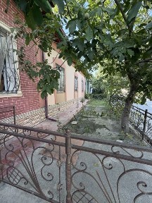 Саехат 6 Сотокли Коттежд сотилади 4 хоналик углавой Коттежд
