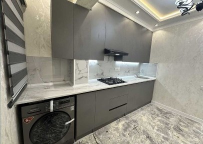 ~Метро Чиланзар~Французская планировка, 42м², зал 6х5, евро+меб и тех~
