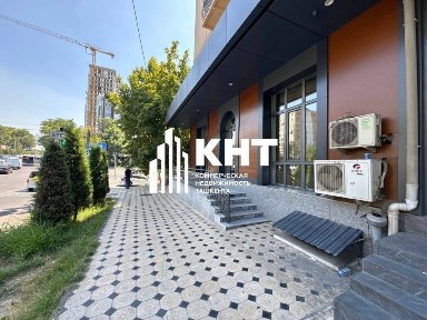 Аренда: Офис ор. Лабзак 140кв вдоль дороги