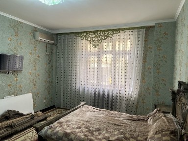 Сдаётся 3х ком кв на 1 этаже 5мик