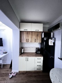 Яккасарайский Район Кушбеги 2-3/5/5. 63кв Срочно продам Квартиру.