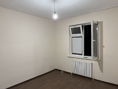 Uy Sotaman Qibrayda 3 xonali Mehnat MFY Birlik ko'chasi.
