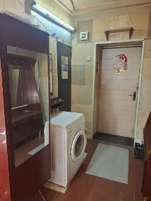 Продаётся 1 ком 2 этаж 4 этажного 22 кв м Авиасозлар можно торг
