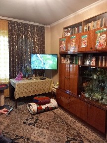 Сотилади 1/1/4 Коракамиш 2/4