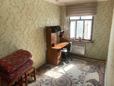 Сдается 2в3 переделаная квартира в Яшнабадском районе массив панельный