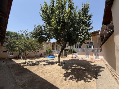 Uy sotiladi shayhontoxur tumani
