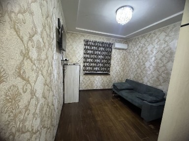 Buyuk ipak yo'li (maksim gorkiy) metroga yaqin 1 xonali uy.