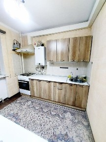 Yunusobod 10 kvartl 1 honali kv ijaraga beriladi