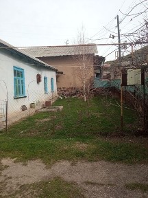 Продается дом в 40 км от Ташкента в пос. Красногорск