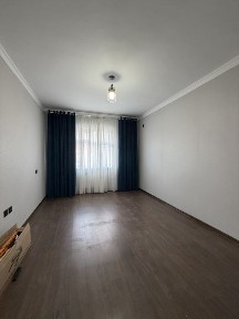 Квартира сотилади! Янгихаёт 5А. Метро олди 2/5/7.44 кв. Ремонтли. Срочно!