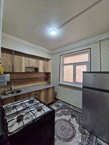 Арендага 1 хона 1 этаж Партсезда жойлашган. Агентство
