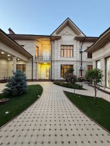 Продается Дом 5 соток 650м2 ﻿Район: Юнусабадский Петушок