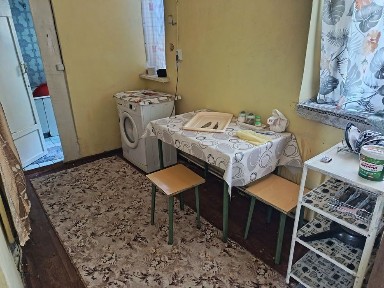 Risoyvda 2 xonali uyni 1 xonasi bo'sh